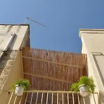 Vico Degli Ebrei - - Rooftop Jacuzzi 4*