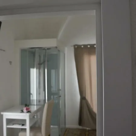 Vico Degli Ebrei - - Rooftop Jacuzzi 莱韦拉诺