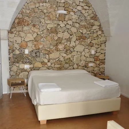 Vico Degli Ebrei - - Rooftop Jacuzzi 招待所