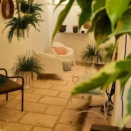 Vico Degli Ebrei - - Rooftop Jacuzzi Leverano