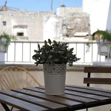 Vico Degli Ebrei - - Rooftop Jacuzzi 4*