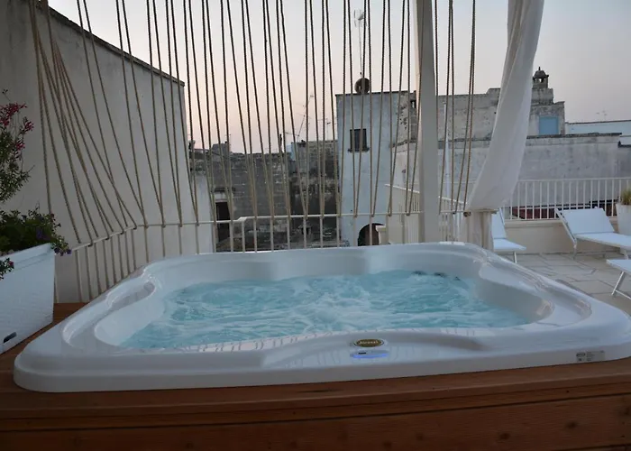 Pensionat Vico Degli Ebrei - - Rooftop Jacuzzi Leverano